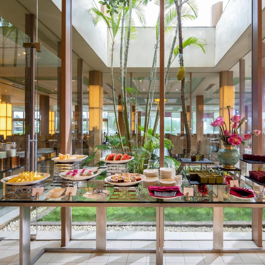 Flc Luxury Hotel Samson Sam Son Esterno foto