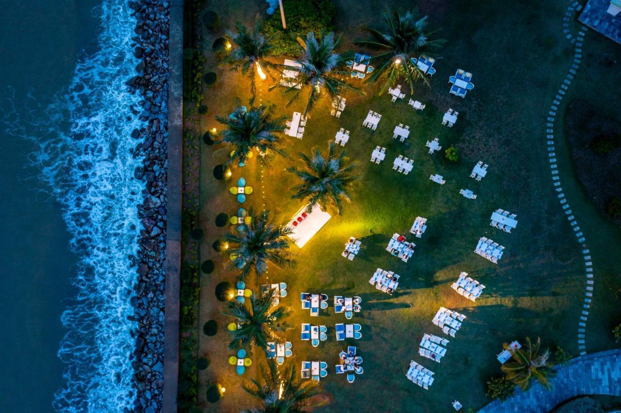 Flc Luxury Hotel Samson Sam Son Esterno foto