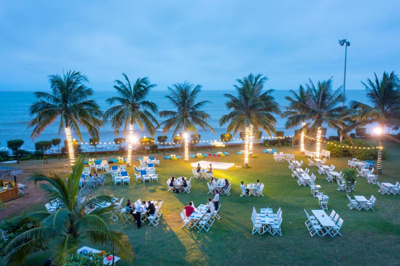 Flc Luxury Hotel Samson Sam Son Esterno foto