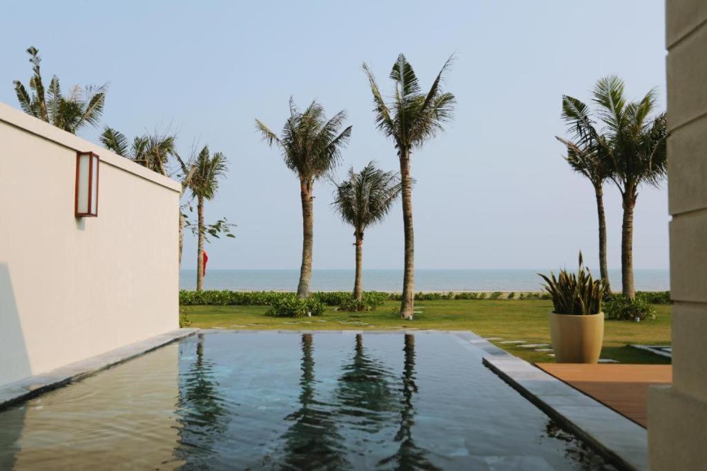 Flc Luxury Hotel Samson Sam Son Esterno foto