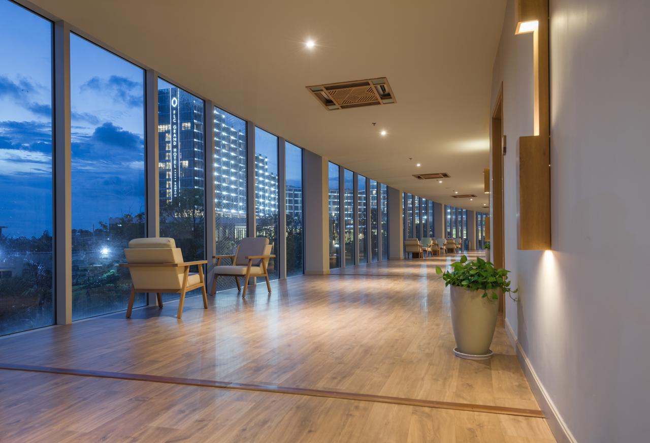 Flc Luxury Hotel Samson Sam Son Esterno foto